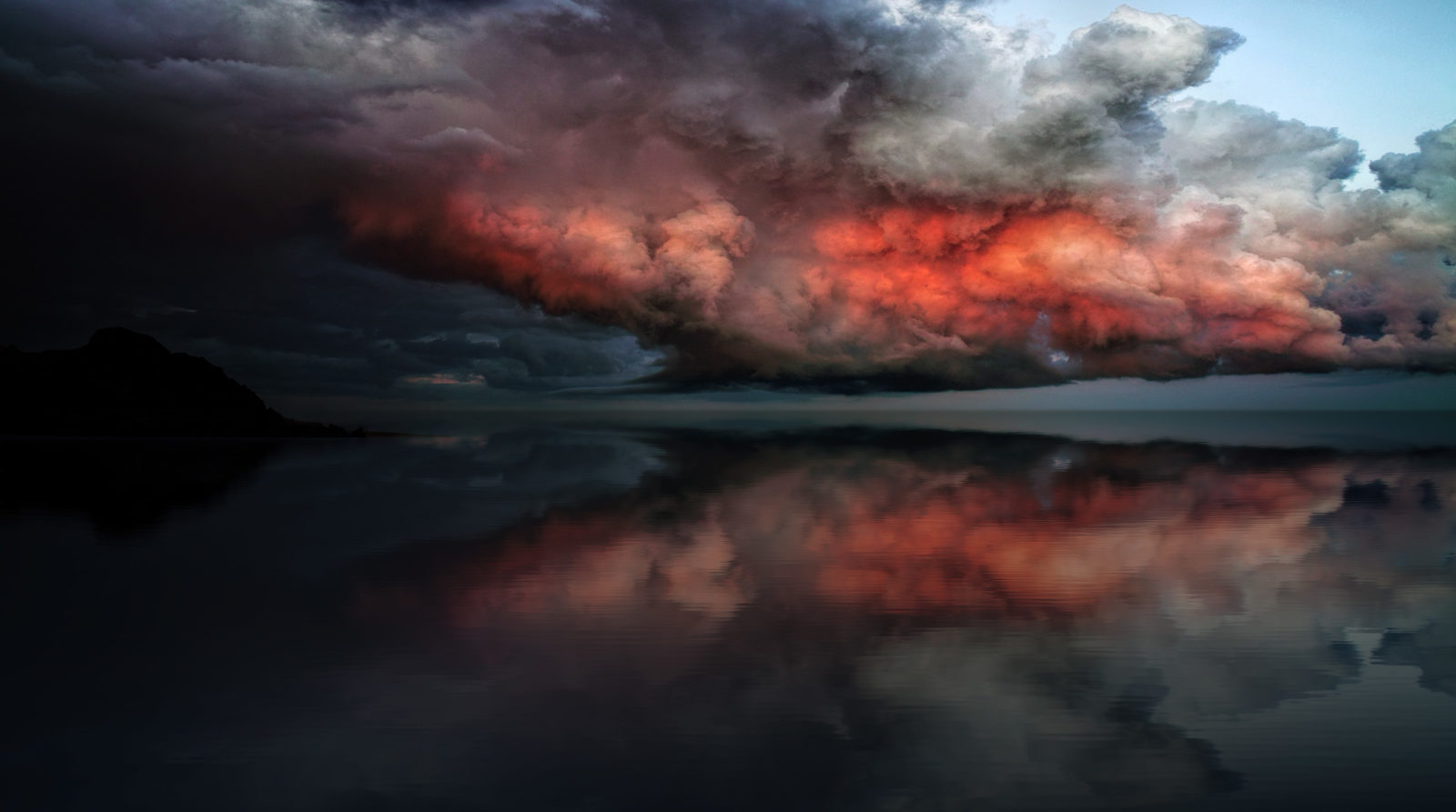 Photo by Johannes Plenio